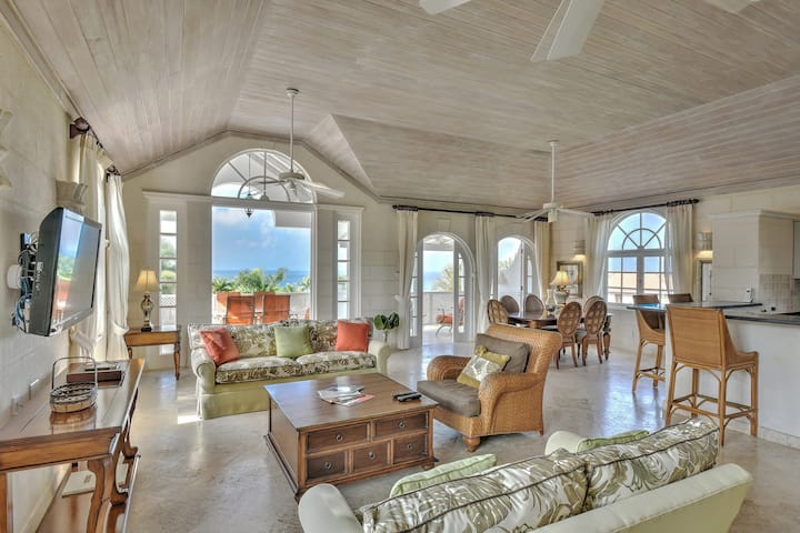 Royal Villa 4, Luxury 3-bed Villa W/ Pool & Golf - Barbados