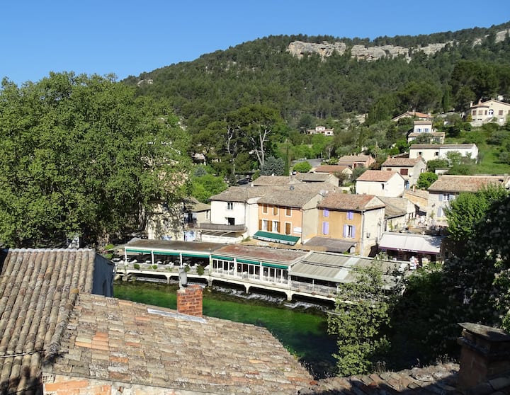 Artist's Paradise In Provence! - Views, Peace, Village Centre - Gordes