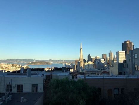 Centrally Located Apt With Patio & Bay Views - Design District - San Francisco