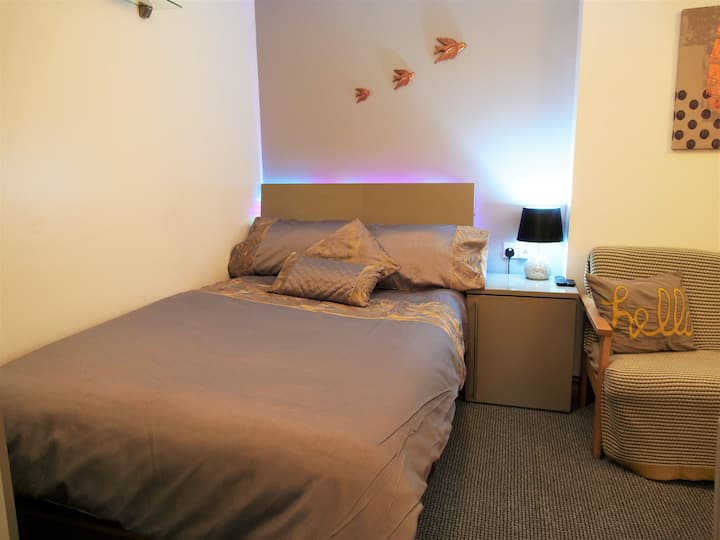 Entire Apartment, 8-10 Mins Walk To Piccadilly Stn - Estación de Mánchester Piccadilly