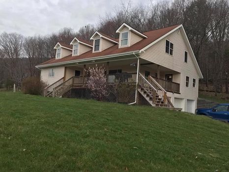 Moncove Lake State Park, Gap Mills airbnb, hotels and vacation rentals