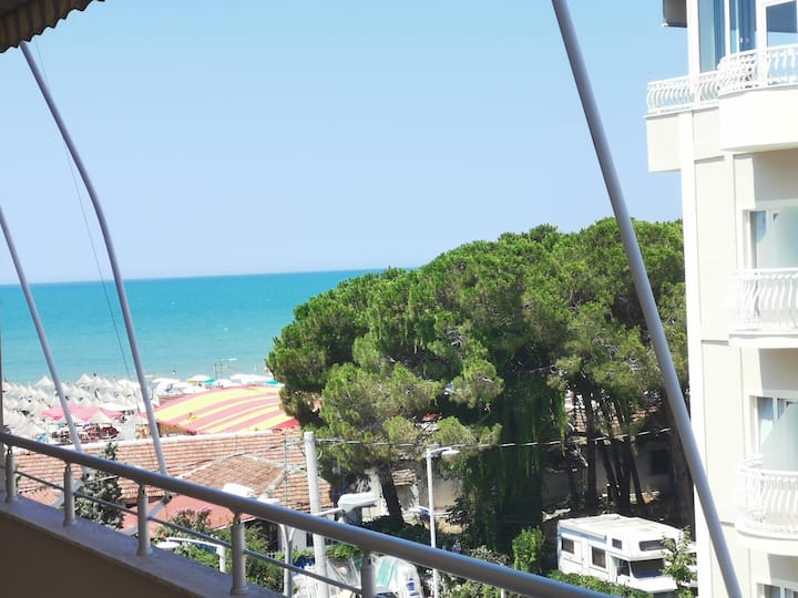 Morgan's Beach Apartment- Adriatic Sea View - Golem