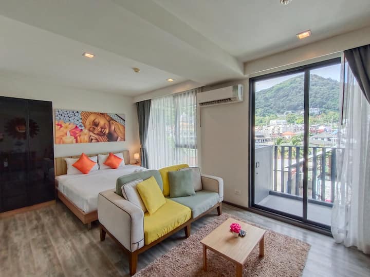 Studio Room In The Deck Patong, 800m To Beach - Patong