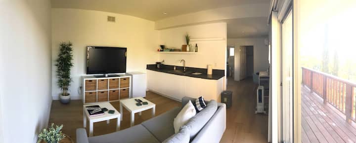 Private Guest Suite With  Balcony And Views - Sugar Rush, Canoga Park