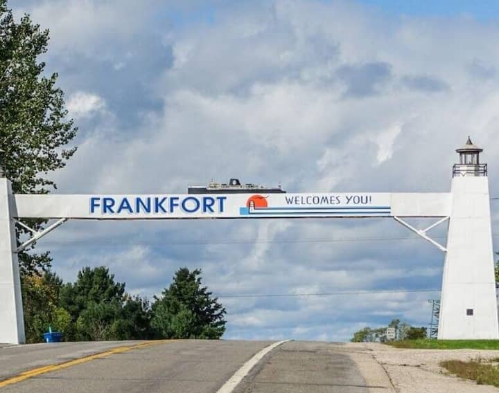 Vacasa North, Frankfort 3 Mins To Lake Michigan! - フランクフォート, MI