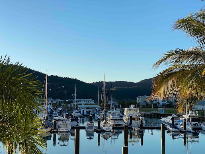 Marina Beauty•luxury Airlie Waterfront•3 King - Airlie Beach