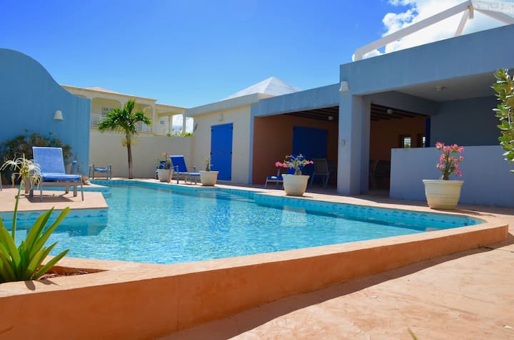 Romance And Relaxation - Visit Gardenia Villa - Anguilla