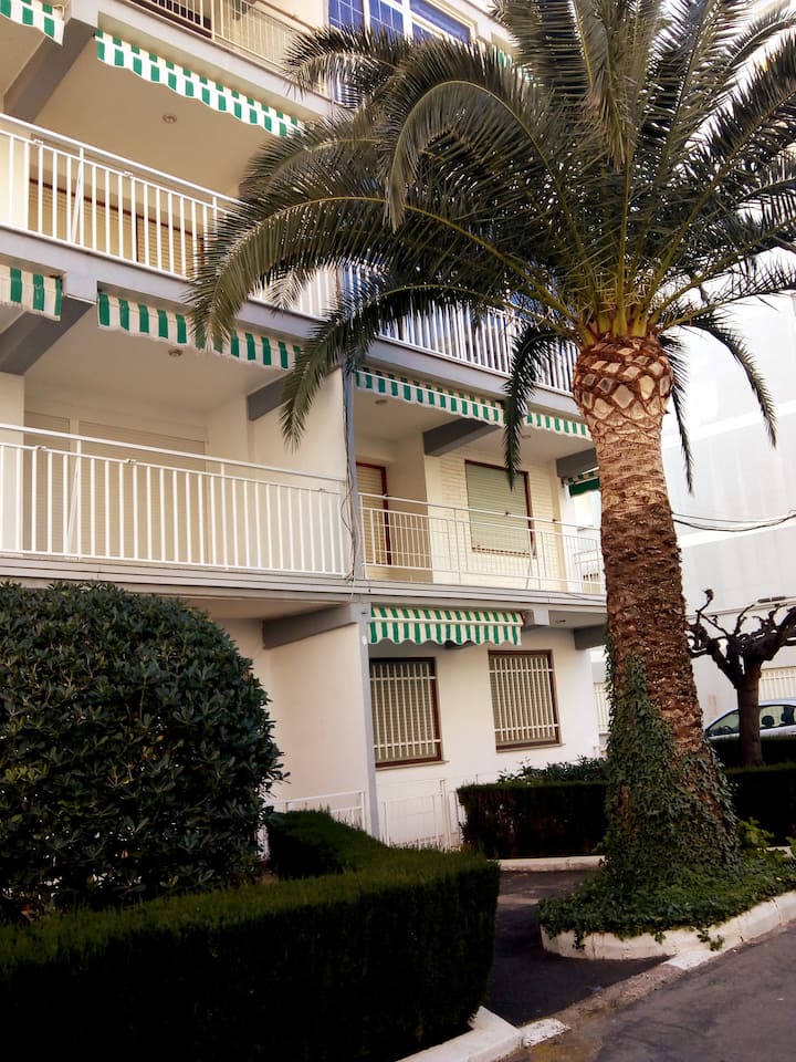 Прекрасные апартаменты в 100м от пляжа - Benicasim