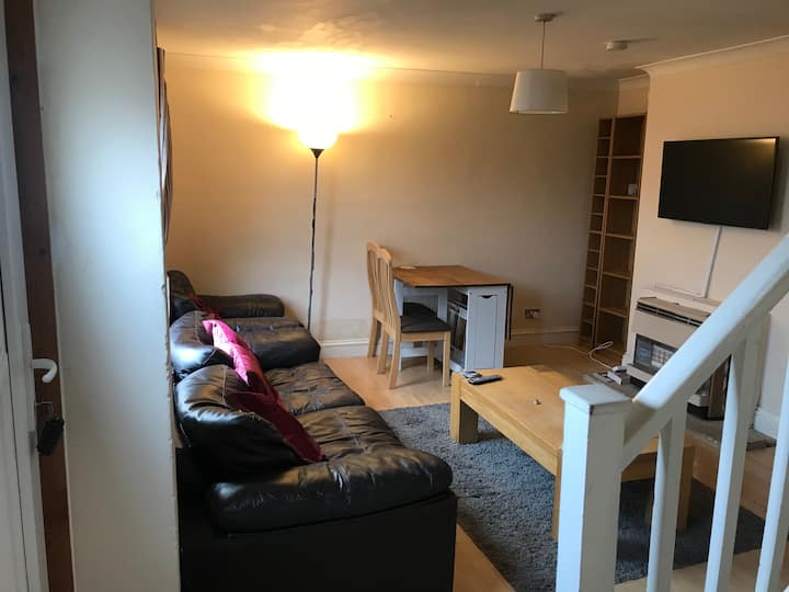 Double Room To Let - Canterbury