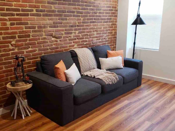 2 Levels Of Modern Boutique Loft, Canton 🎶🎵 - New - Baltimore, MD