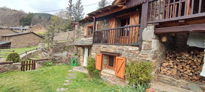 Refugio Con Encanto ( Can Patxana) - Vallée de Nuria