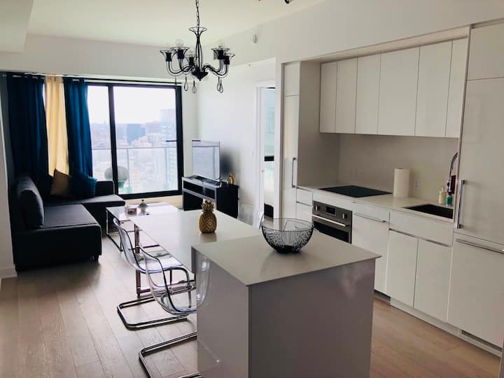 •High End•  Bell Center Condo Dtown Montreal - モントリオール