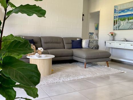 Tannum Sands Vacation rentals & Airbnb cozycozy