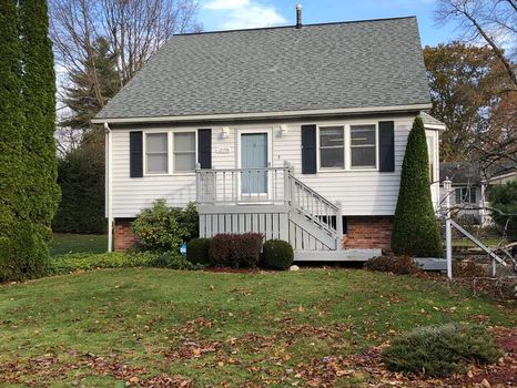 "Lakeside Landing" Retreat By The Lake - Conneaut Lake, PA