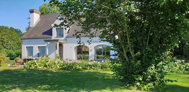 Landelijk Gelegen Huis Met Grote Tuin. - Saint-Laurent