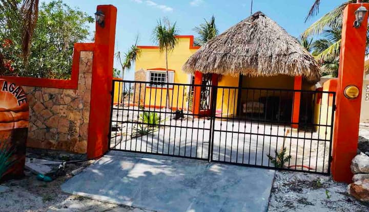 Idyllic Beach Front Casa In Yucatan - Yucatán