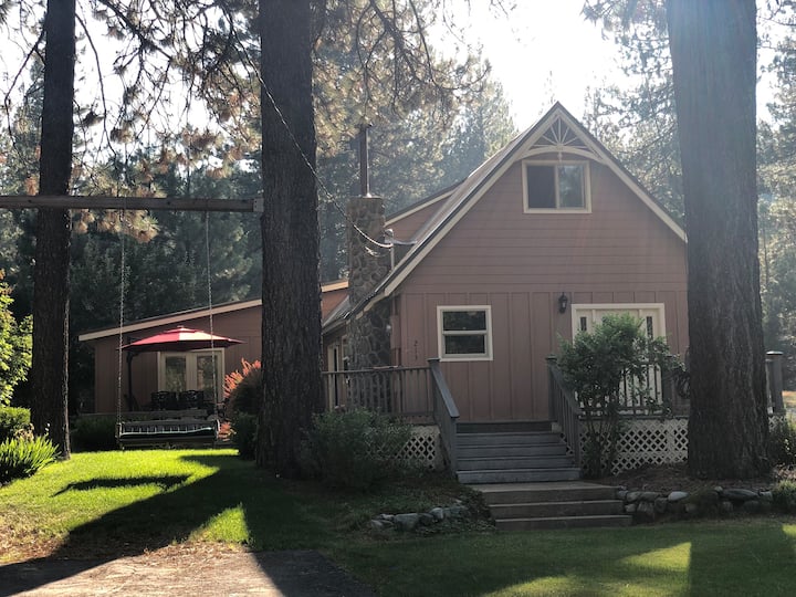 Stay & Play, Explore & More In Charming Graeagle - Lassen County