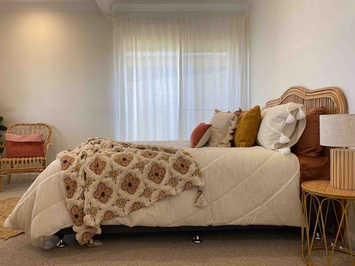 Beautiful New Guest Suite 5 Min Walk From Town - Bangalow