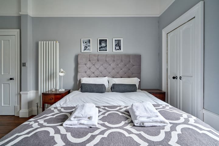 Fantastic One Bedroom Apartment - West End - Dunfermline