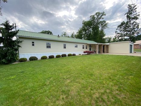 Vacation rentals & Airbnbs in Middleburg, PA cozycozy