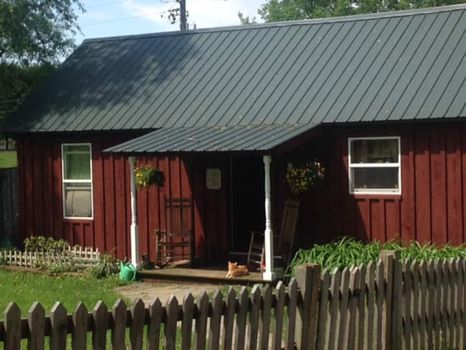 Best stays deals in Cazenovia, NY with cozycozy