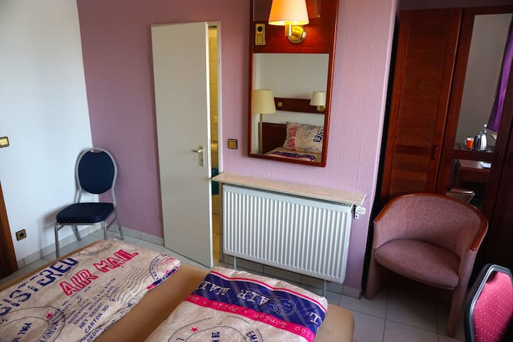 Comfortable Hotel-like Room (18) - Francfort-sur-le-Main