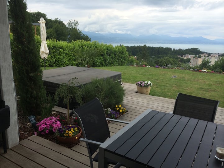 Villa Breathtaking Lake View Hot Tub - Lausanne