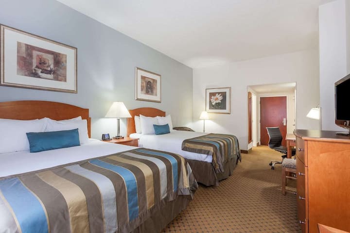 Wingate Inn - Modern Hotel With Small Town Charm - Winchester, VA