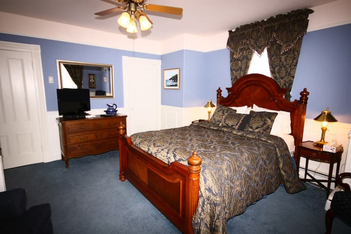 Come From Away B&b Inn - Historic House - Admiral Digby (Room 6) - Digby