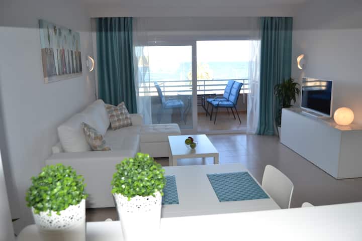 Beautiful Front Line Apartment Magaluf - Palmanova, Spanien