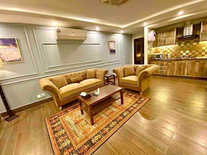 Chic Suites -303 Beautiful One Bedroom Apartment. - Lahore