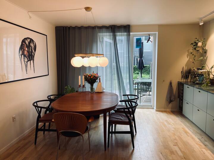 Big And Central Cityhouse With Private Terrace - Copenhague