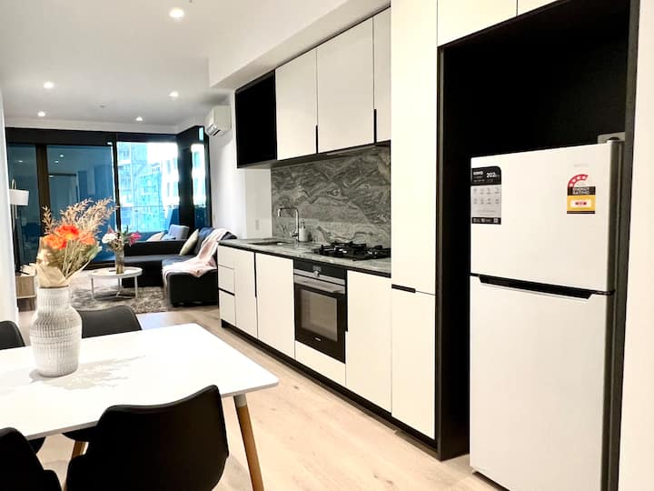 New Stylish One Bedroom Apartment @ Cbd - Tottenham