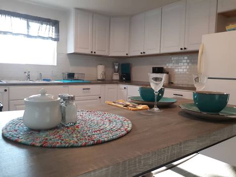 Best large villa rentals in Grand Junction, CO on cozycozy