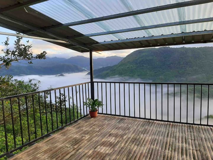 Majestic Mountain House, 1 Br With Sea Of Clouds - Tanay