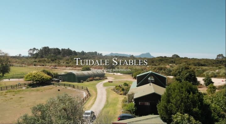 Tuidale Lodge & Stables, Coastal Country Hideaway - Waipu