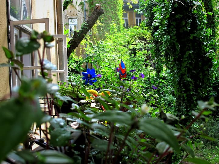 Quiet Flat & Nice Garden In Center - Budapest