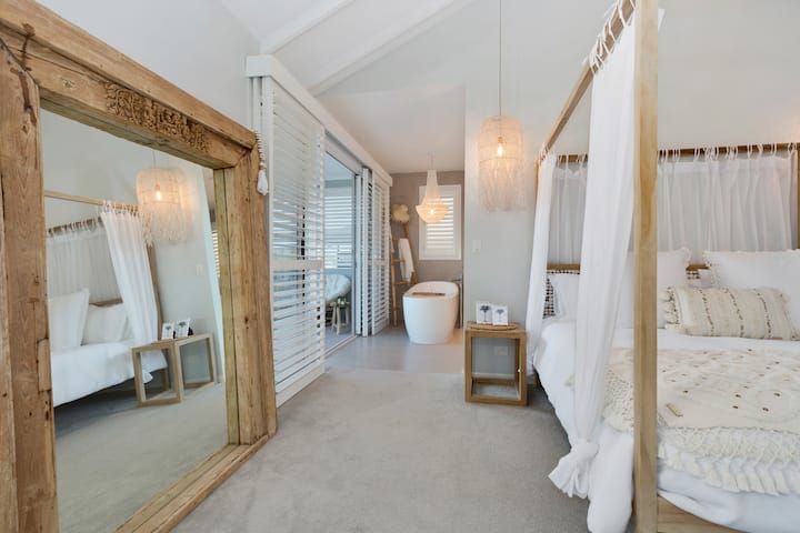 Arana Beachfront Beach House-luxury Comfort Style - トゥイード・ヘッズ