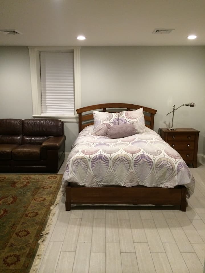 Beautiful Private Lg Space/ Clean Comfy - Somerville, MA