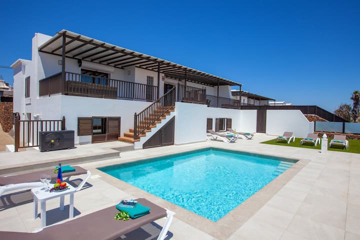 Villa Honey Rose, Private 5 Bedroom Villa In Guime - Lanzarote