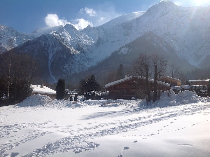 Mont Blanc Panorama In Les Houches - Les Houches