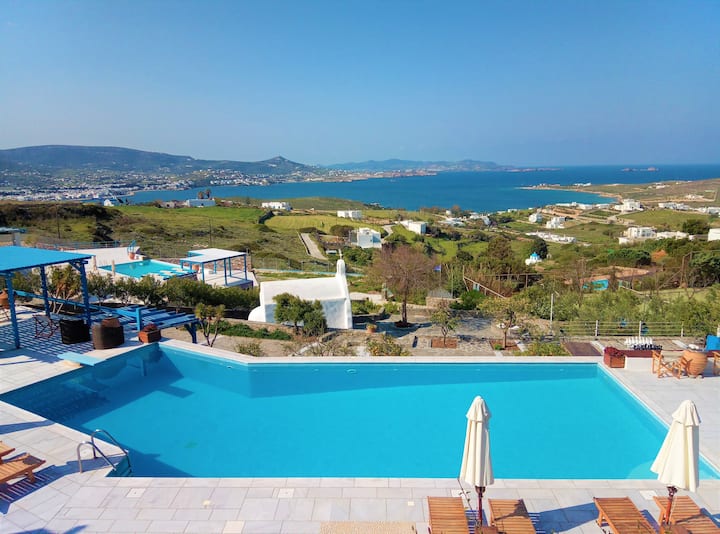 Villa "Aperado", Luxusanlage, Swimmingpool, Spektakuläre Aussicht, Tennisplatz - Paros