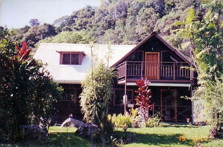 Welcome To: Cottage Paul - Panama