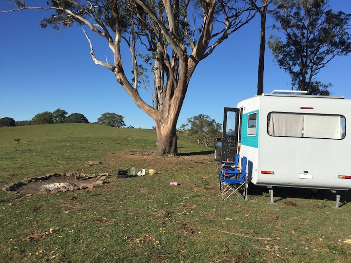Our Tiny Caravan - The Unique Inner City Stay - Milton, Australia