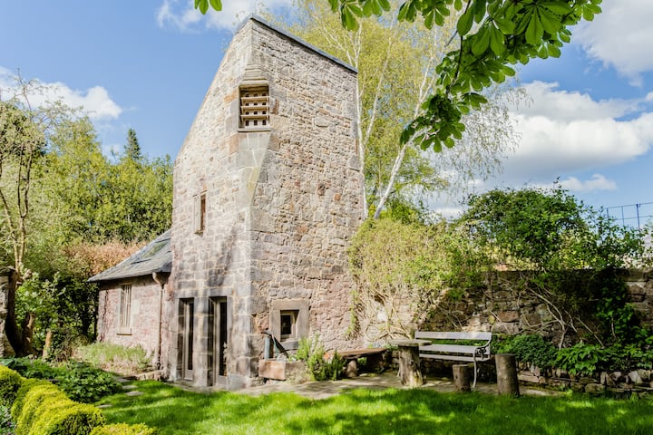 16th Century Dovecot Cottage In Private Garden. - Edimburgo