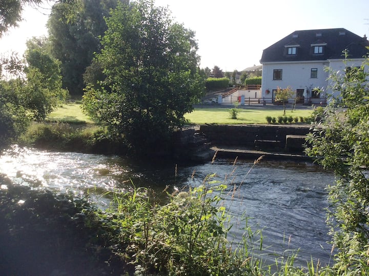 Candlefort Lodge-tranquil Haven By The River Fane. - Dundalk
