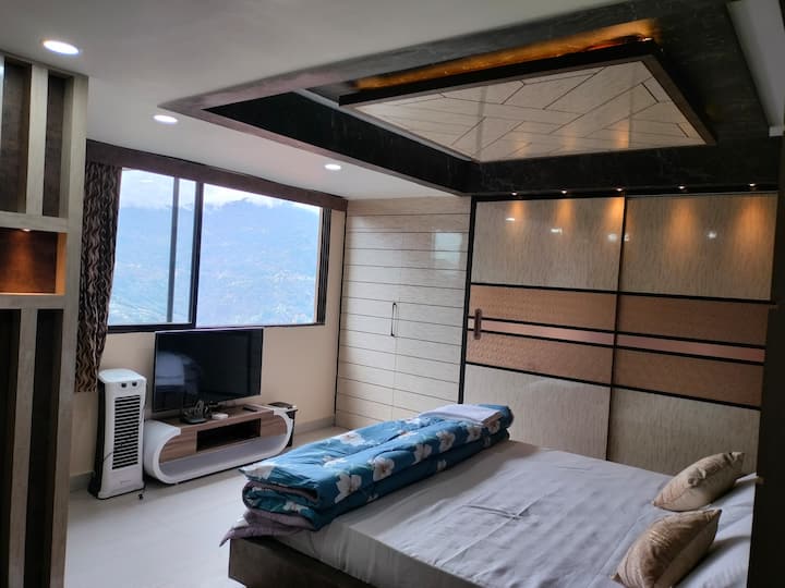 Daddy Homestay Luxury Apartment Near Mg Marg 4 Bhk - Gangtok