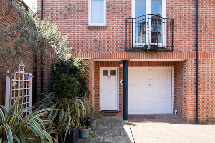 Central Chichester 3bd Mews House For Up To 6! - Chichester