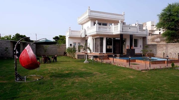 Pool Farm Stay Close To Airport - Amritsar