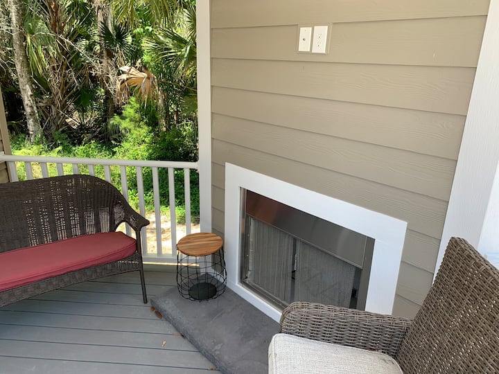 Luxury Tiny House By The River/dog Friendly/pool - Homosassa